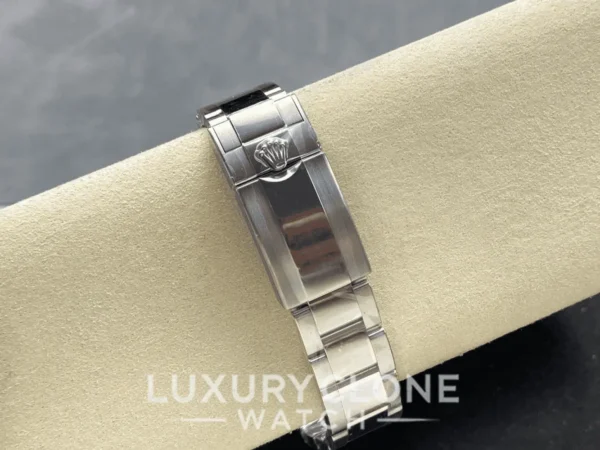 Rolex Cosmograph Daytona 126506 Clasp