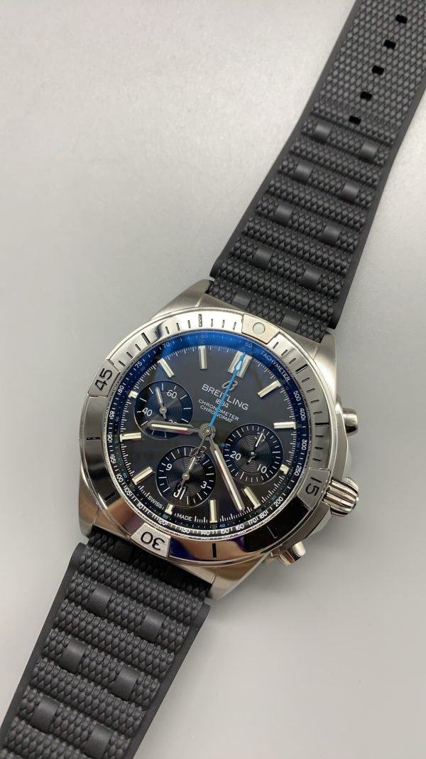 Breitling Super Chronomat B01 44(7)