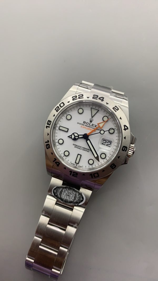 Rolex Explorer 226570 (2)