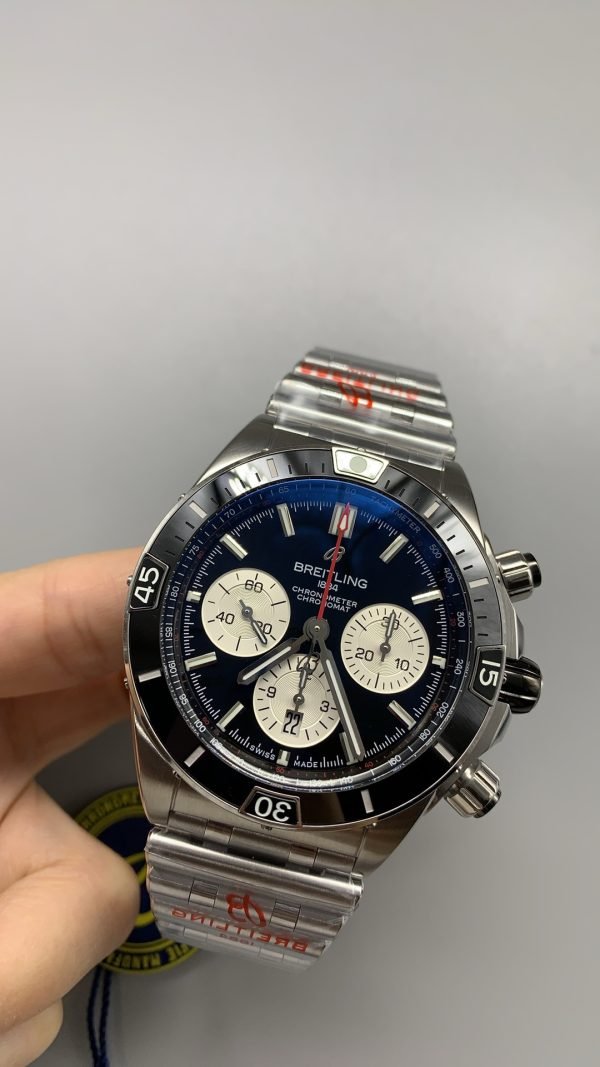 Breitling Chronomat Automatic GMT(9)