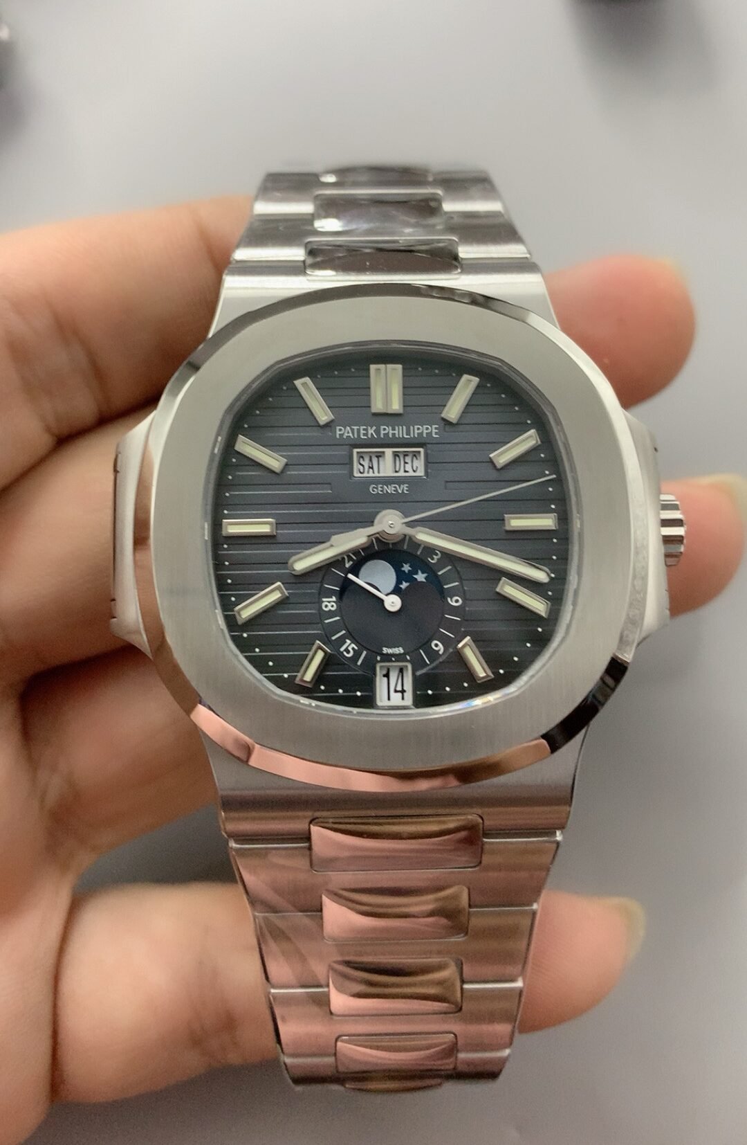 Patek Philippe Nautilus 5726/1A-014 (1)