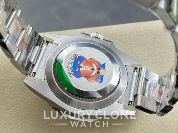 Rolex Submariner 116610LV-0002 Green Dial back