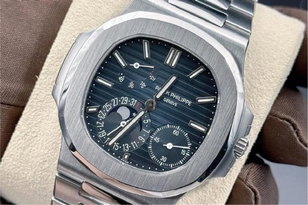 Patek Philippe Nautilus 57121A-001