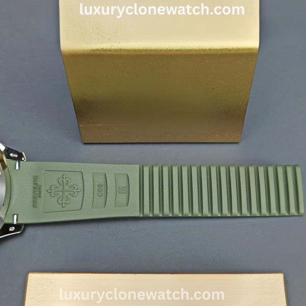 Luxury Clone Watch - Patek Philippe Patek Philippe Aquanaut 5968G-010 Super Clone