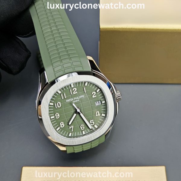 Luxury Clone Watch - Patek Philippe Patek Philippe Aquanaut 5968G-010 Super Clone