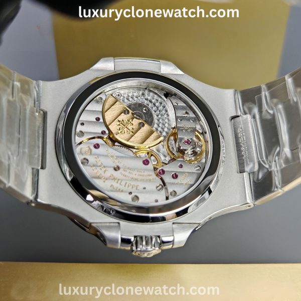 Luxury Clone Watch - Patek Philippe Patek Philippe Nautilus 5712/1A-001 Super Clone