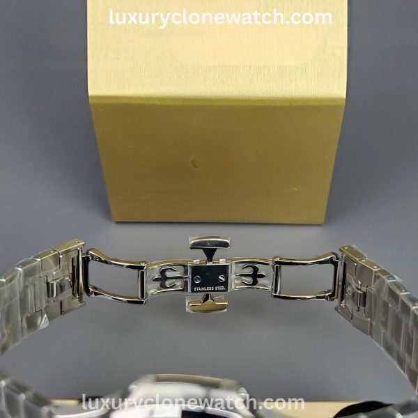 Luxury Clone Watch - Patek Philippe Patek Philippe Nautilus 5712/1A-001 Super Clone