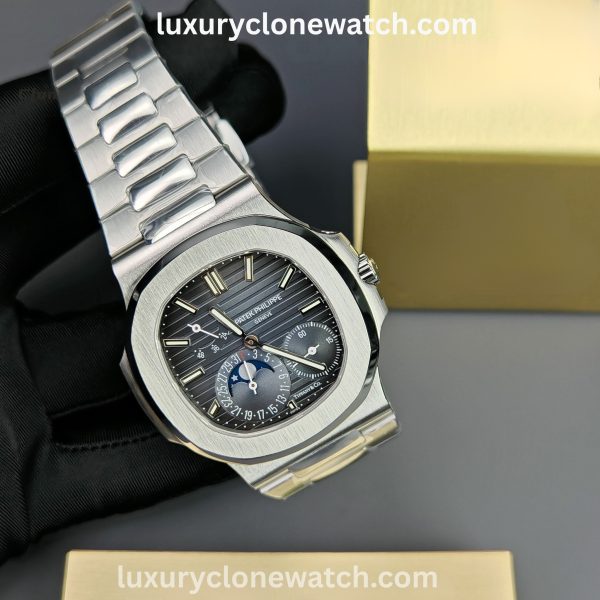 Luxury Clone Watch - Patek Philippe Patek Philippe Nautilus 5712/1A-001 Super Clone