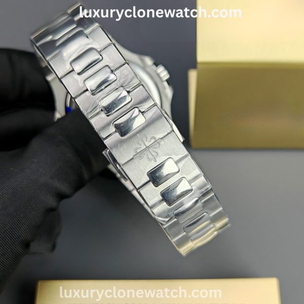 Luxury Clone Watch - Patek Philippe Patek Philippe Nautilus 5712/1A-001 Super Clone