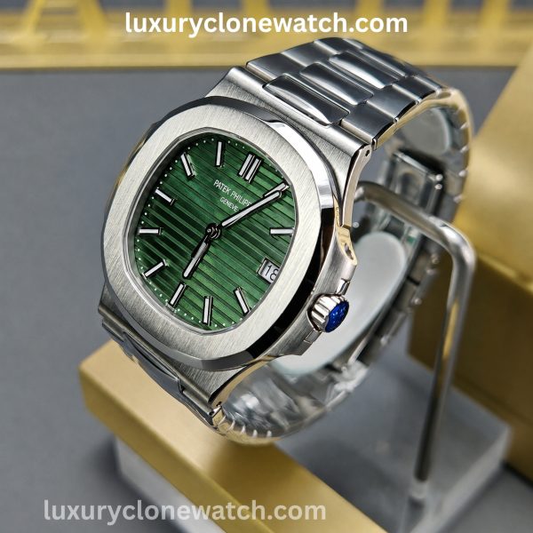 Patek Philippe Nautilus - Luxury Clone Watch Patek Philippe Nautilus 5711 Super Clone