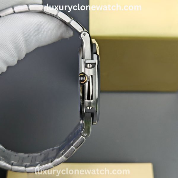 Luxury Clone Watch - Patek Philippe Patek Philippe Nautilus 5811/1G Super Clone