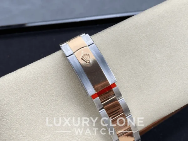 Rolex-Datejust-126331-0007-Clasp.webp