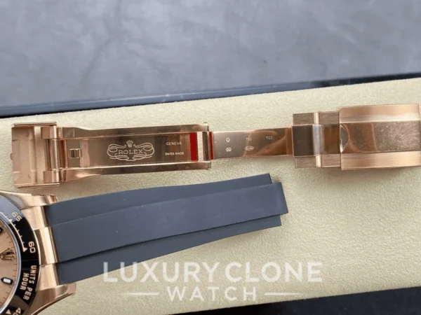 Rolex-Daytona-116515LN-0018-Strap-Clasp.webp