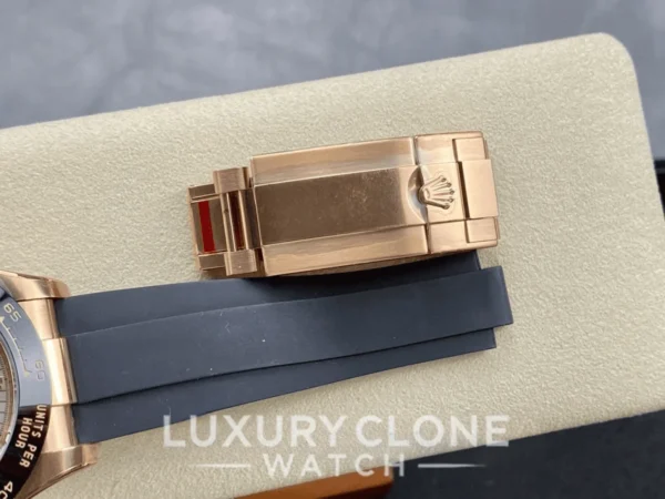 Rolex-Daytona-116515LN-0059-Strap-Clasp.webp Rolex-Daytona-116515LN-0059-Strap-Clasp.webp