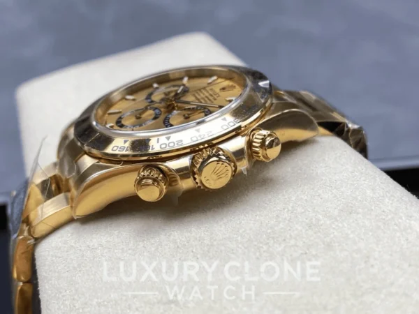 Rolex-Daytona-126508-0005-Crown.webp