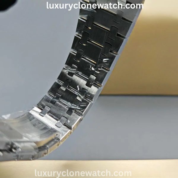 Luxury Clone Watch - Audemars Piguet Royal Oak 15503BC Super Clone