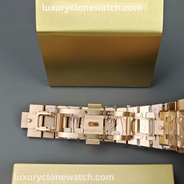 Royal-Oak-Double-Balance-Wheel-Open-worked-Super-Clone