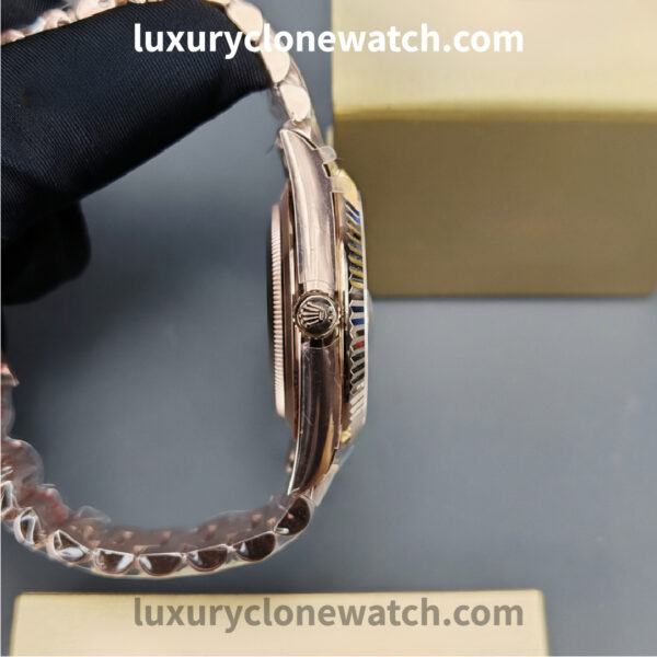 Rolex Day Date - Luxury Clone Watch Rolex Day Date by Luxury Clone Watch