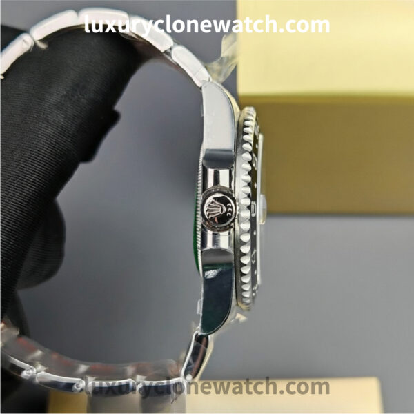 Rolex GMT Master 2 by Luxury Clone Watch Rolex GMT Master 2 - Luxury Clone Watch