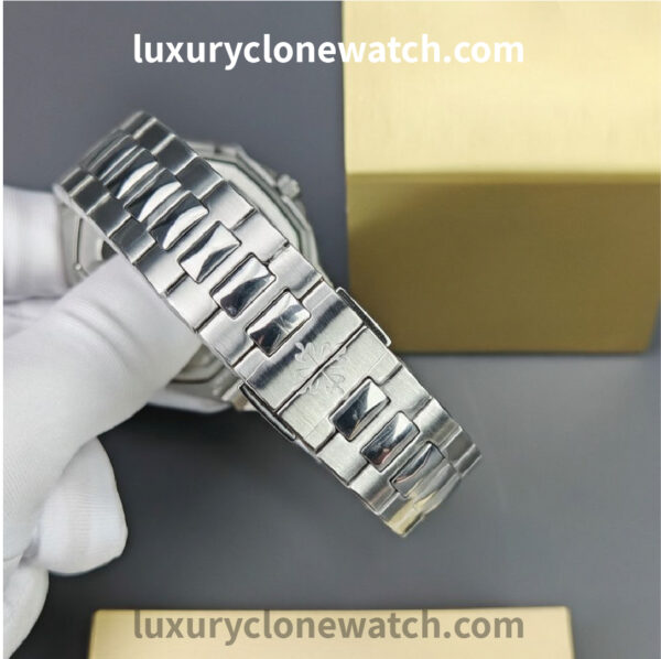 Patek Philippe - Luxury Clone Watch Patek Philippe by Luxury Clone Watch