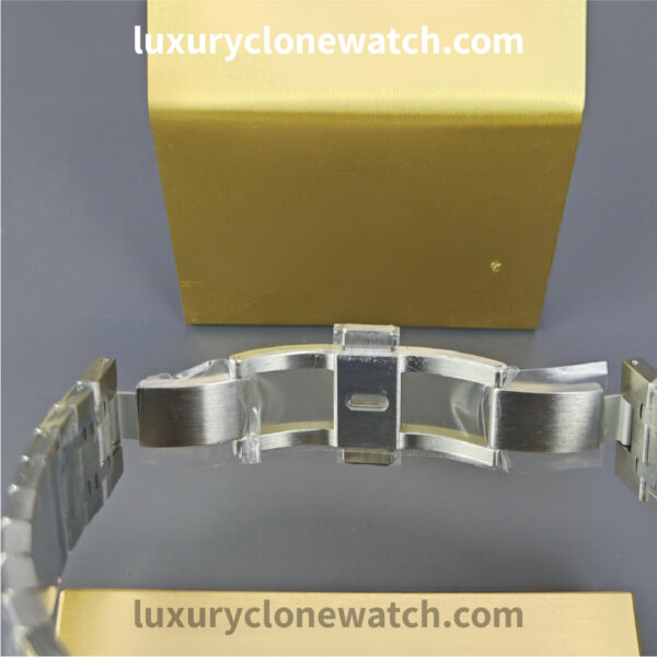 Rolex Audemars Piguet - Luxury Clone Watch Audemars Peguet by Luxury Clone Watch